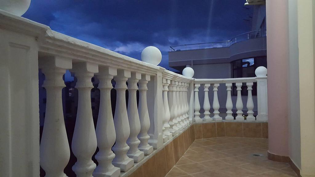 Nuovo Sun Golem Hotel Golem  Exterior photo